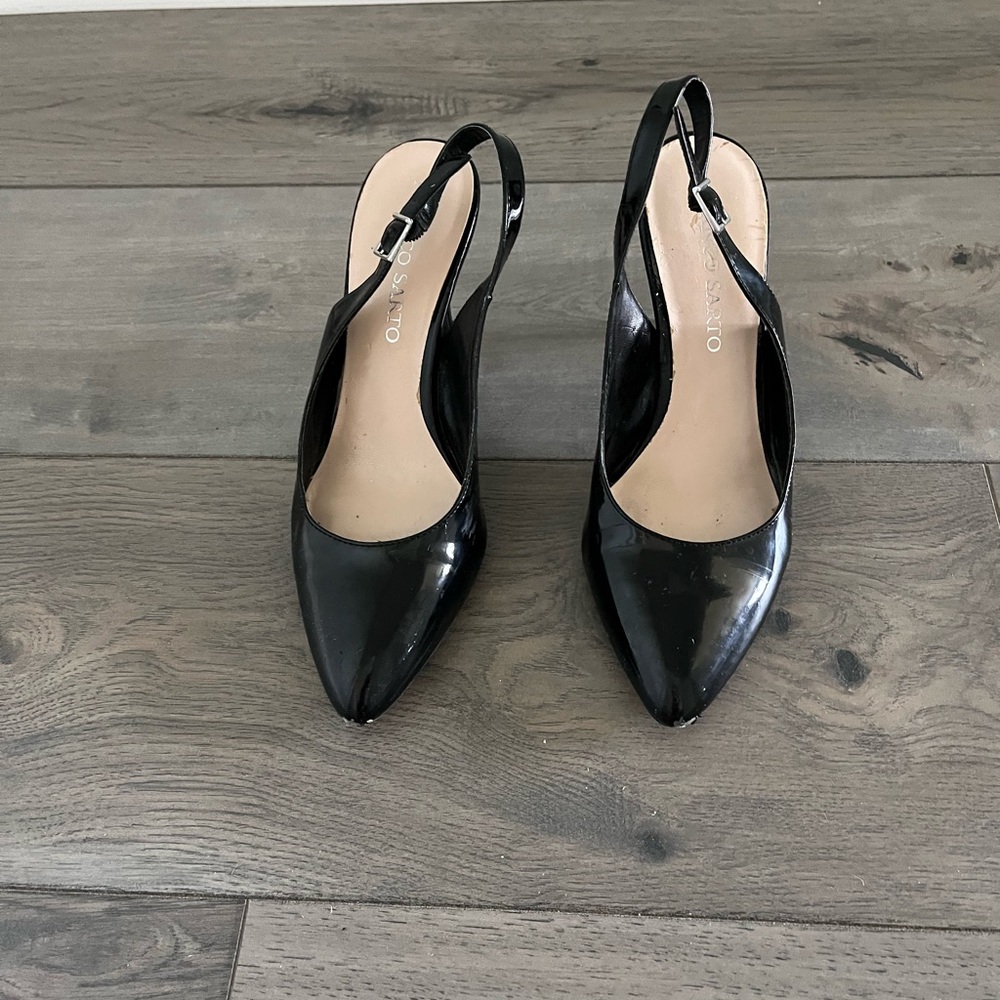 Women’s closed toe heels size 7